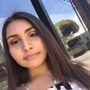 Meet your Posher, Paulina